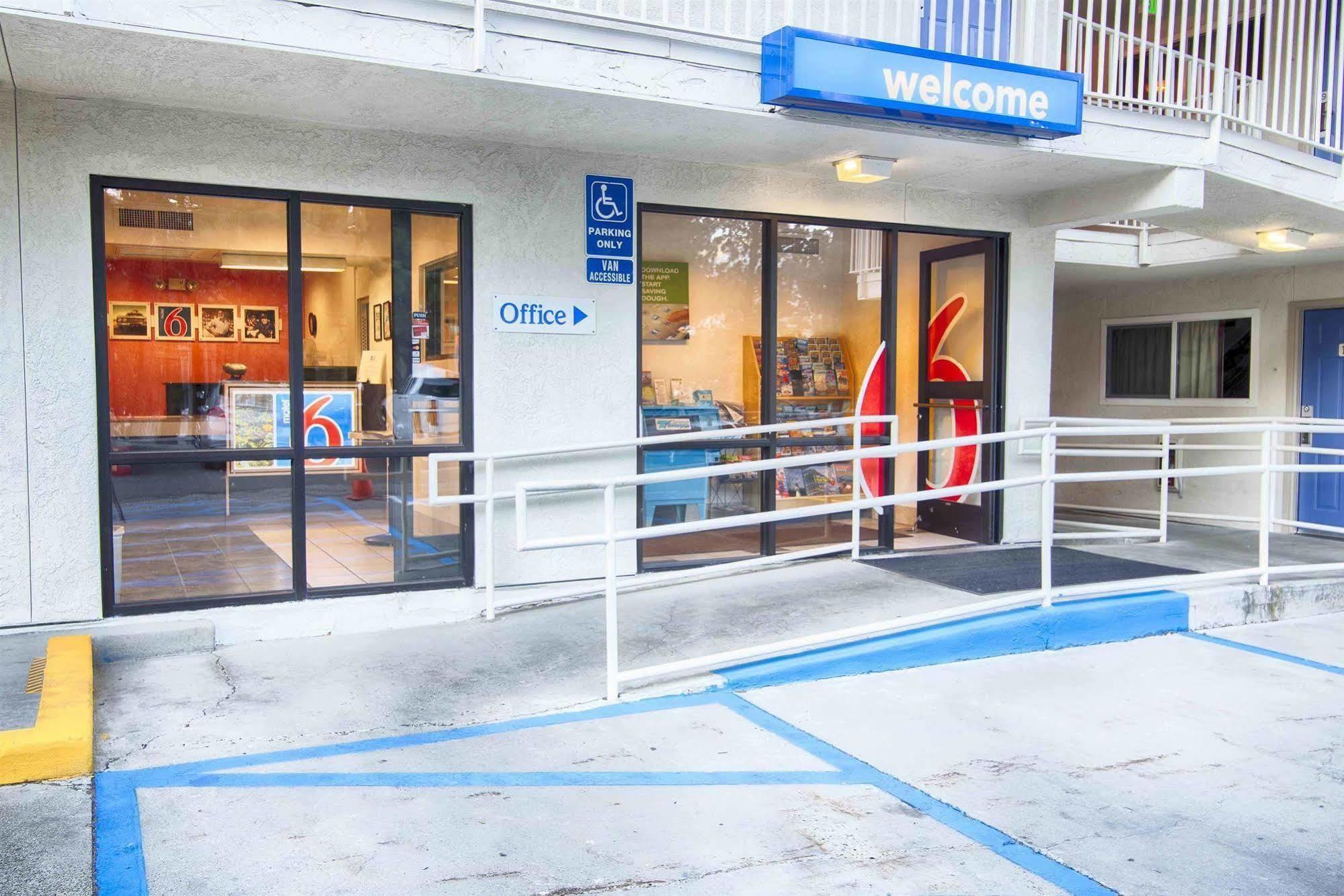 Motel 6-Mammoth Lakes, Ca Εξωτερικό φωτογραφία